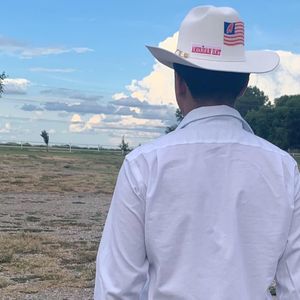 Meet your Posher, Jose